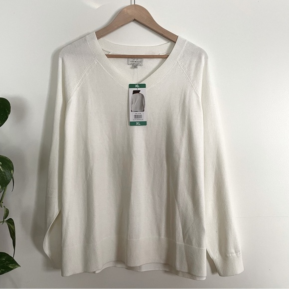 NWT Lucky Brand Soft White V-Neck Raglan Sleeve Split Hem Cotton Sweater… - Picture 1 of 13